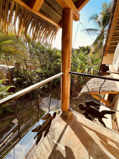 Urbano's Pacific Jungle Hostel
