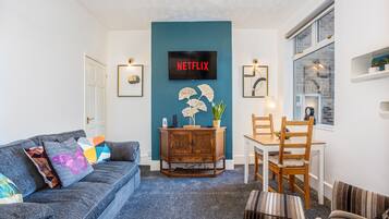 3 bedrooms, blackout curtains, iron/ironing board, free WiFi