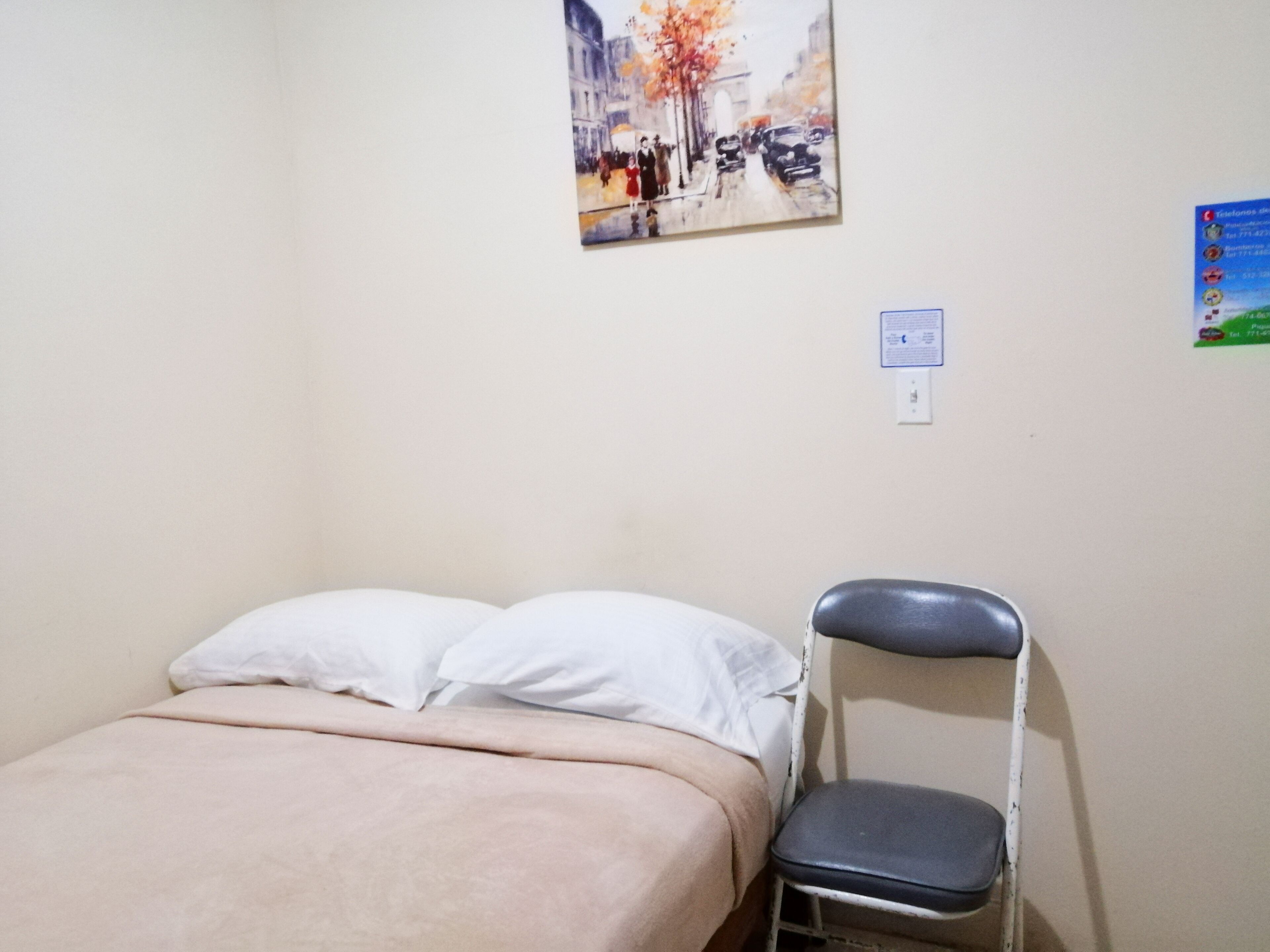 低刺激性寝具、客室ごとに異なる装飾、客室ごとに異なるインテリア、デスク