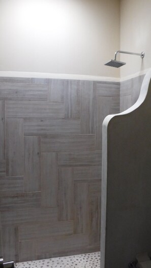 Shower, hair dryer, towels - Charming apartment #4 on 2 floors (Tulum)