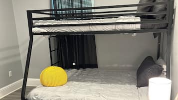 3 chambres, fer et planche Ă  repasser, Wi-Fi gratuit, draps fournis