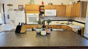 Family House | Private kitchen | Highchair