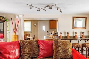 Smart TV, fireplace, books