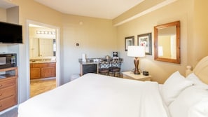 1 bedroom, in-room safe, iron/ironing board, travel crib
