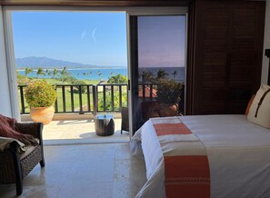 3 bedrooms, iron/ironing board, travel crib, free WiFi