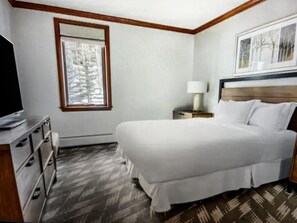 2 makuuhuonetta, silitysrauta/-lauta, Wi-Fi, vuodevaatteet