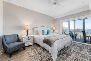 3 chambres, fer et planche à repasser, Wi-Fi gratuit, draps fournis