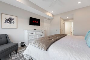 3 bedrooms, iron/ironing board, free WiFi, bed sheets