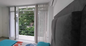 Familienapartment | Allergikerbettwaren, Daunenbettdecken, individuell dekoriert