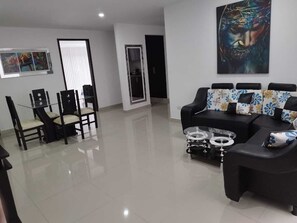 Familienapartment | Wohnzimmer | Fußbodenheizung