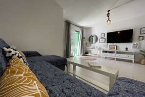 TV - Buganvilla house, super wifi, sunny terrace (Playa Blanca)