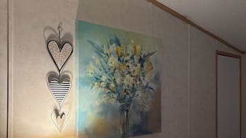 3 habitaciones, escritorio, tabla de planchar con plancha y wifi gratis