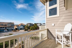 Property grounds - Seas The Day: Private Hot Tub, Amazing Sunsets (Nags Head)