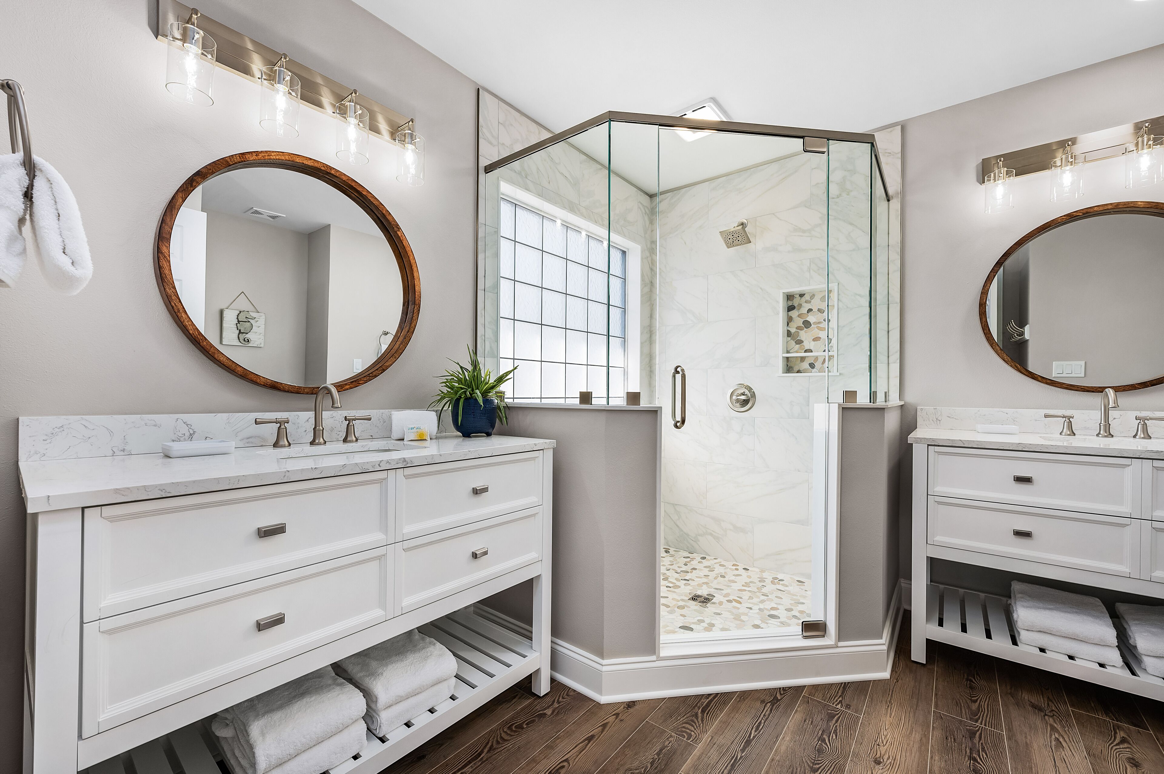 Bathtub, hair dryer, towels