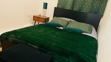 LyxlÀgenhet - 1 queensize-sÀng | Egyptiska bomullslakan och sÀngtillbehör av högsta kvalitet