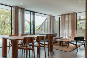 Interior - ¡Poblado 2 BedR - AC - Private Jacuzzi- 300mb - L Terrace-luxe- Wake 414! (Medellín)