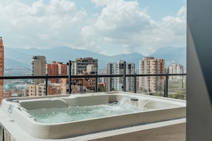 Idromassaggio all'aperto