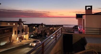 NEW in Manhattan Beach with an ocean view