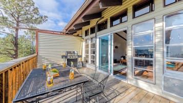 開放式客房 (3 Bedrooms) | 住宿設施服務