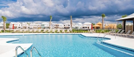 Utomhuspool