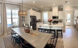 Dining - Luxury Beach Home - OBA!  Location! Location! (Orange Beach)