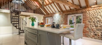 Primrose Farm Barn (14), Roughton, Norfolk