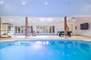 Indoor pool, a heated pool - Primrose Farm Barn (14), Roughton, Norfolk (Roughton)