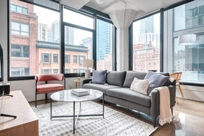 电视、立体声音响