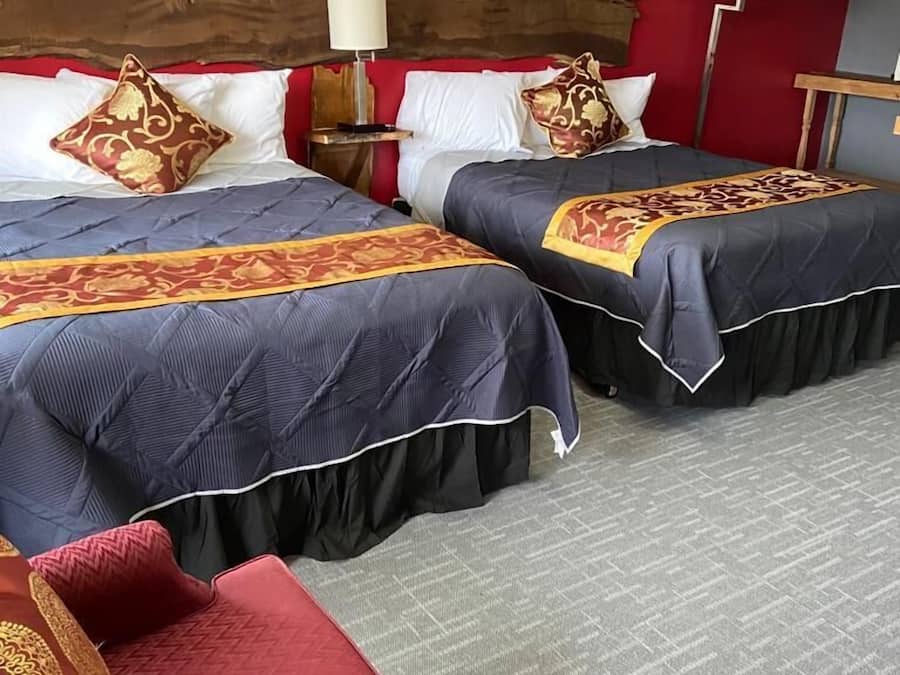 Dobbeltrom – standard | Dundyner og wi-fi (inkludert)