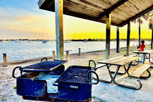 Enceinte de lâhĂ©bergement