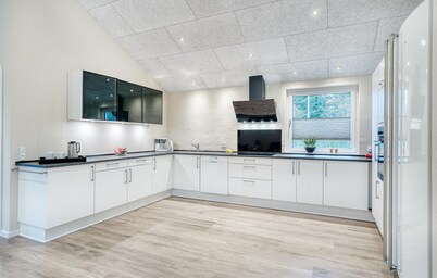 Beautiful home in Varde with kitchen
