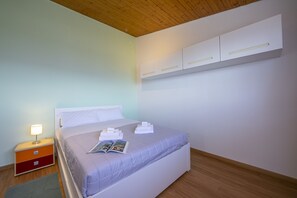 1 bedroom, laptop workspace, free WiFi, bed sheets
