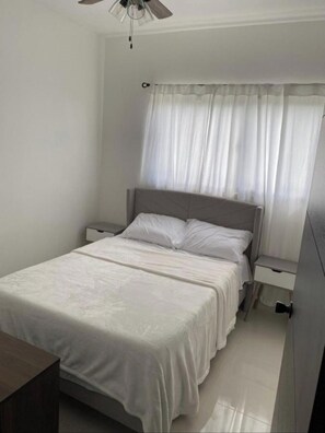 2 Schlafzimmer, Bügeleisen/Bügelbrett, kostenloses WLAN, Bettwäsche