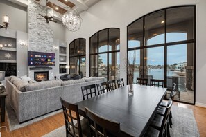Dining - The Estate- Beautiful home with heated pool and pontoon boat. (Glendale)