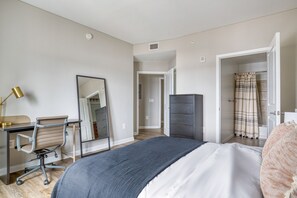 2 chambres, fer et planche Ă repasser, Wi-Fi, draps fournis