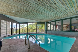 Piscine couverte, piscine chauffée