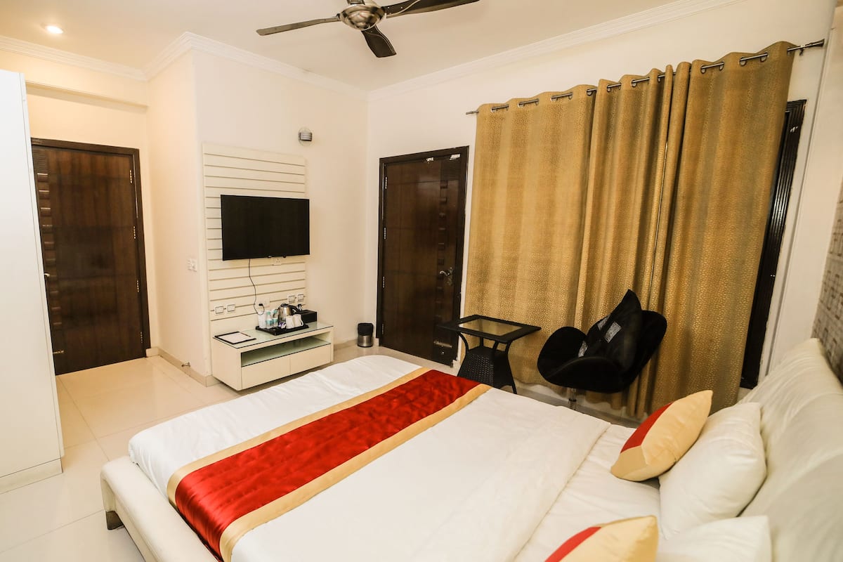 Habitación estándar | 1 dormitorio, tabla de planchar con plancha, wifi gratis y ropa de cama