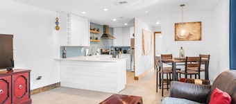 Pirate Beach Hideaway | Flagler Beach | Short Walk To The Beach & Restaurants | WiFi