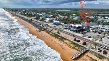Una playa cerca, kayak, paseos en botes a motor, pesca