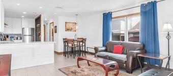 Pirate Beach Hideaway | Flagler Beach | Short Walk To The Beach & Restaurants | WiFi