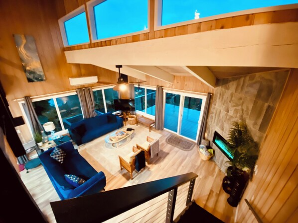 TV connectée, cheminée