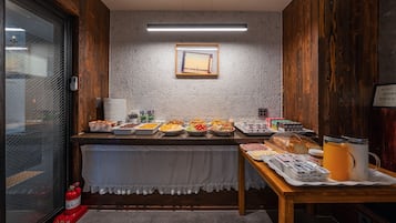 Free daily self-serve breakfast
