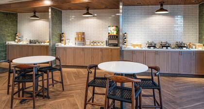 Fairfield by Marriott Inn & Suites Winters Davis