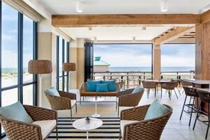 Bar (en la propiedad)