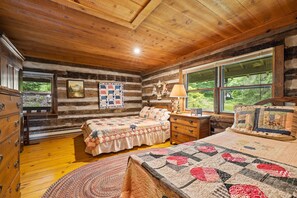 5 Schlafzimmer, BĂŒgeleisen/BĂŒgelbrett, WLAN, BettwĂ€sche
