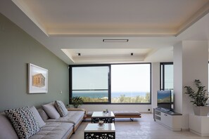 Smart-TV, Tischtennisplatte