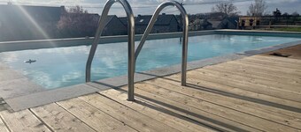 Steinhus i Hamoir med privat basseng