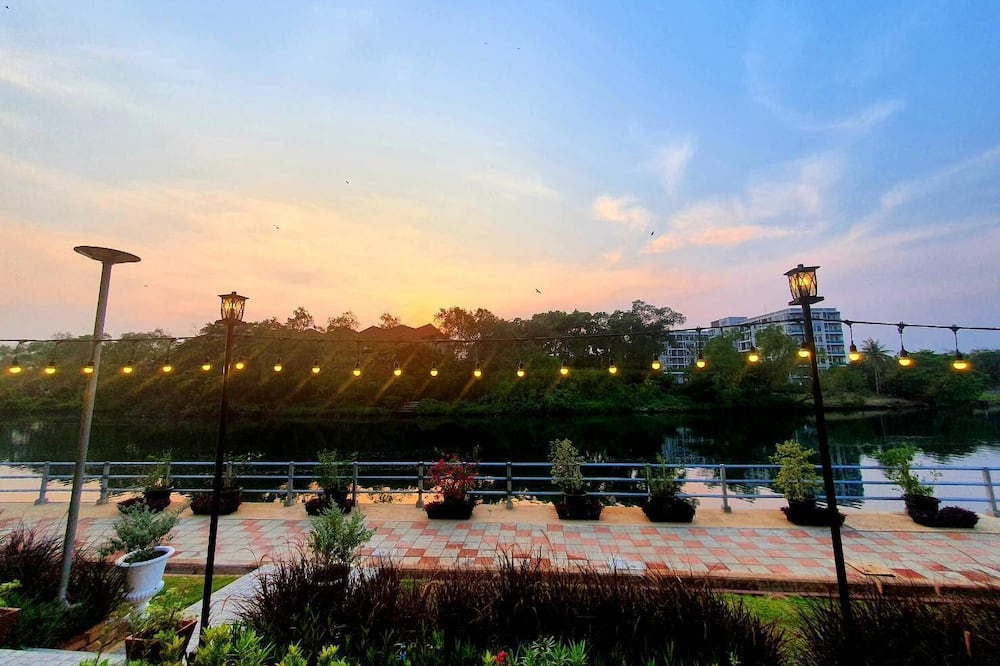 USABAI Riverside Boutique Hotel