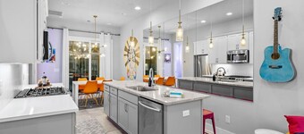 City Dreams|Broadway|Designer|Bachelorette|Couples|Friends|Girl Trips