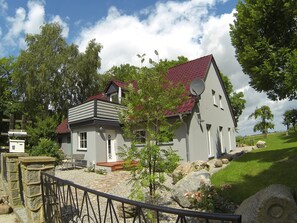 Exterior - Enjoy Rügen in peace and quiet, great location for cycling tours, close to the water (Poseritz)
